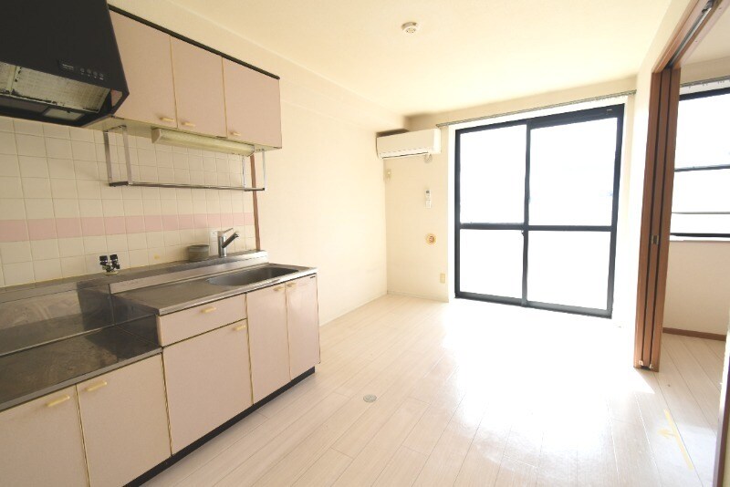 メゾンコスモスの物件内観写真