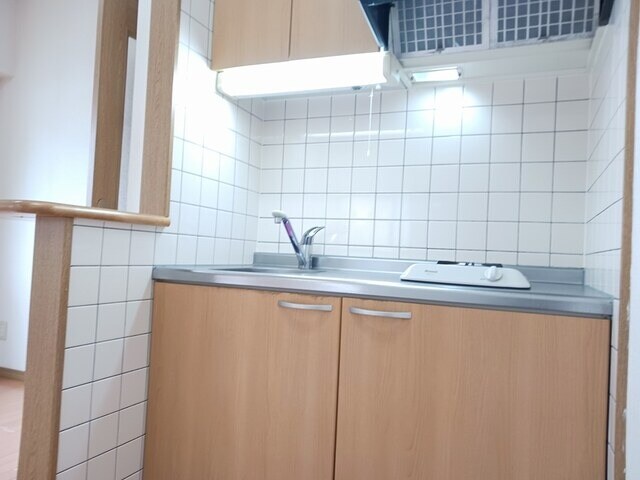 リバーハイツ石塚の物件内観写真