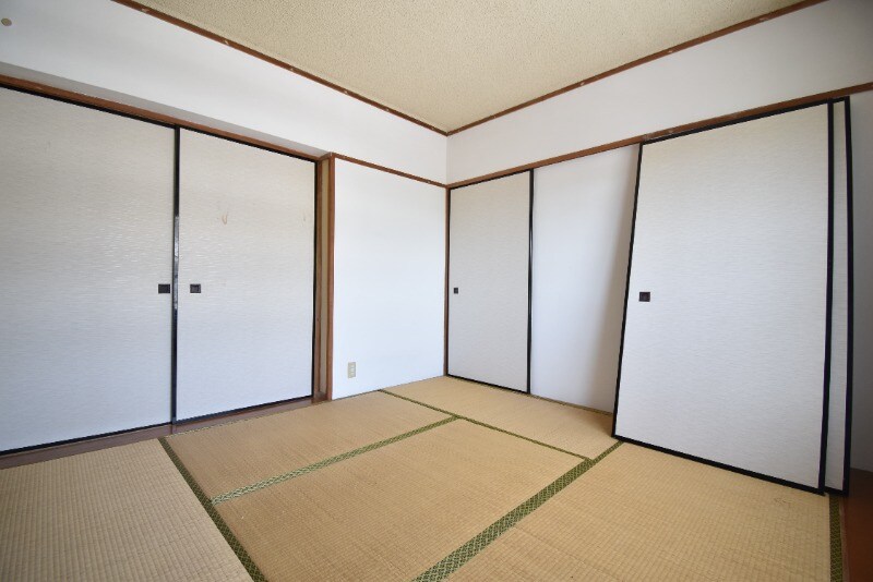 フォレストタウン川辺　Ｂ棟の物件内観写真