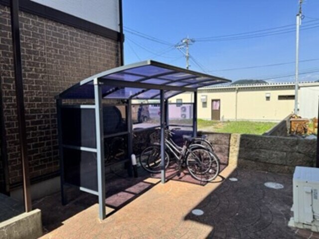 コスモガーデン　Ｂ棟の物件外観写真