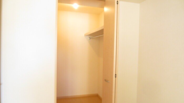 コスモガーデン　Ｂ棟の物件内観写真