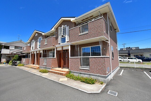 フェリーチェの物件外観写真