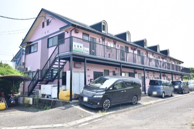 セントクレージュ一番館の物件外観写真