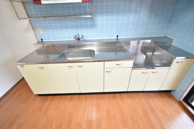 サンシャイン東谷山の物件内観写真