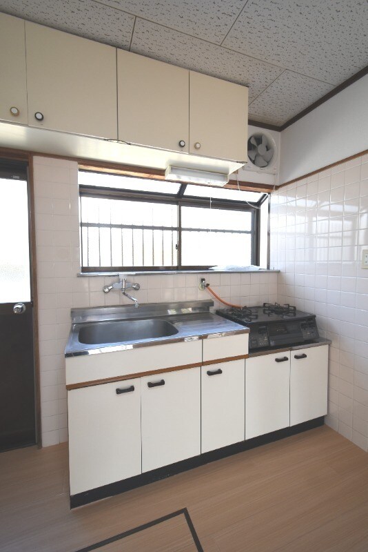 厚地貸家　２号の物件内観写真