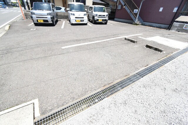 グリーンパール平山の物件外観写真