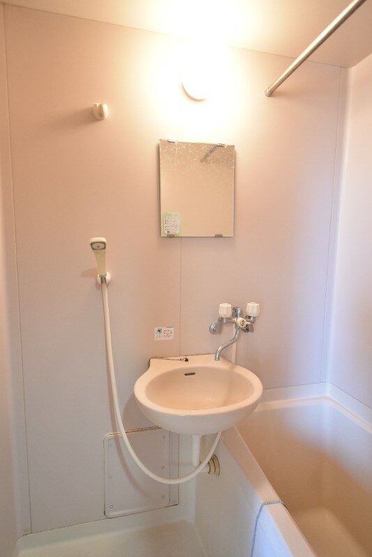 ファルコンの物件内観写真