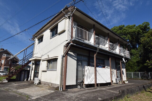 加治佐アパートの物件外観写真