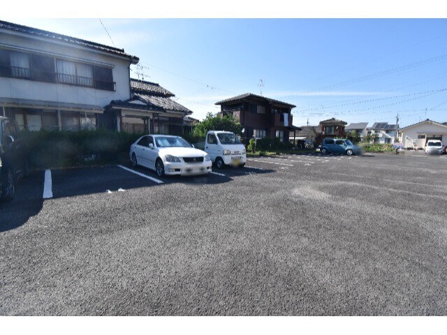 加治佐アパートの物件外観写真