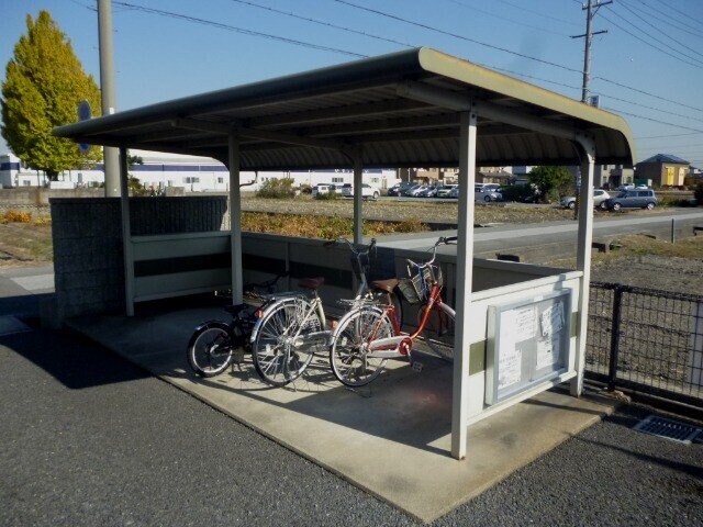 プリムヴェルⅡの物件外観写真