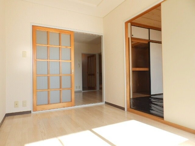 メゾンクレールの物件内観写真