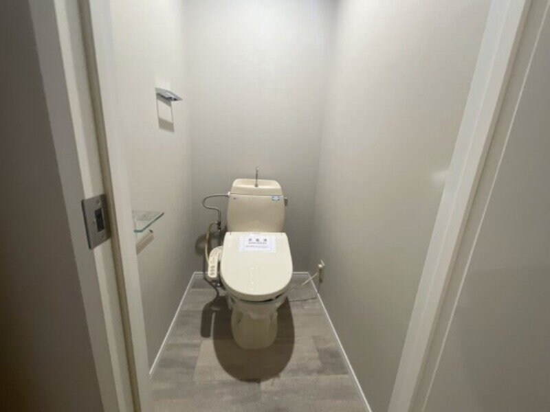 エイトスクウェア芳ヶ崎の物件内観写真