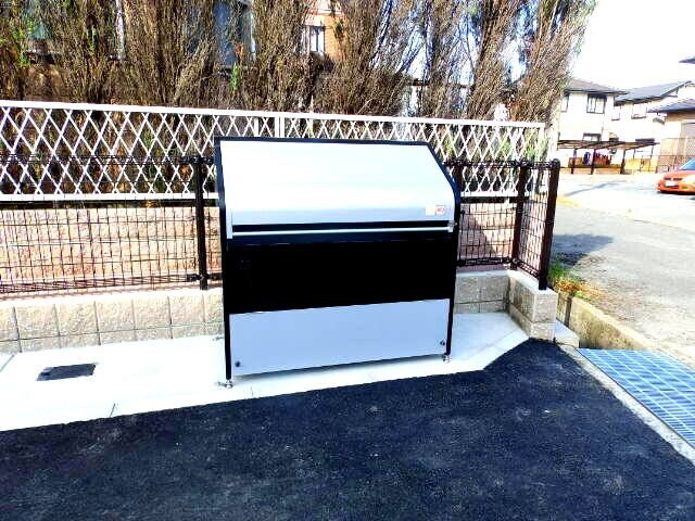 エム・シャトンの物件外観写真