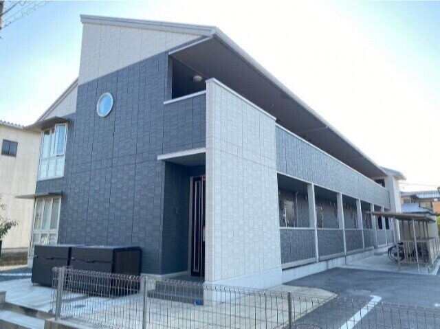 ベイフィールドの物件外観写真