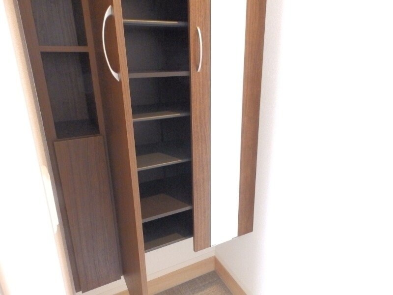 ベイフィールドの物件内観写真