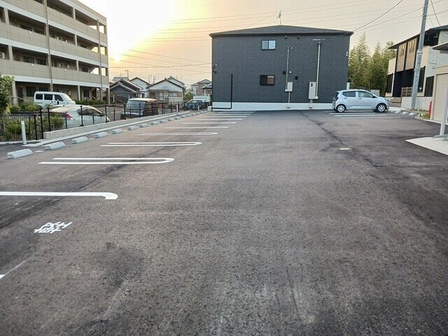 コリーヌ フロリア Ⅱの物件外観写真