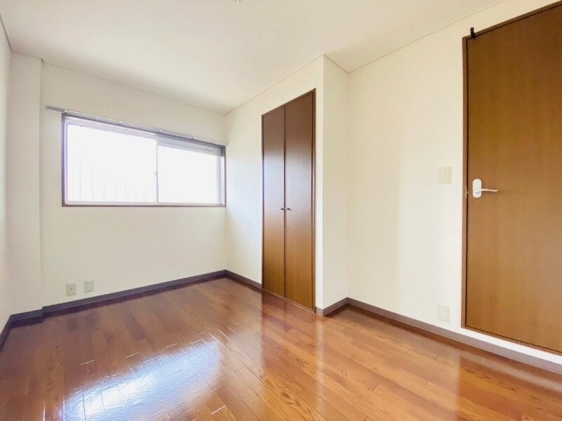 グランドパレス松井の物件内観写真