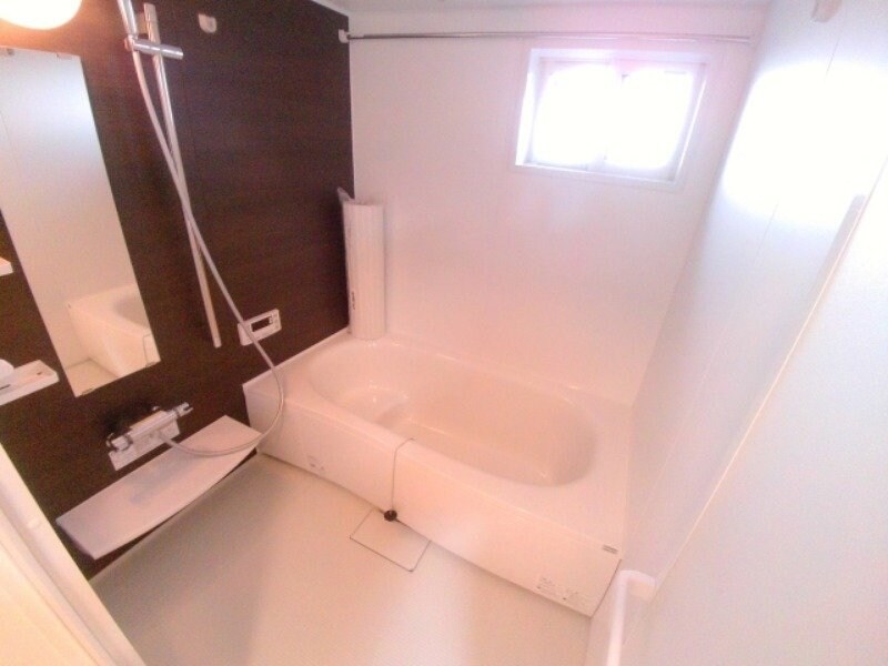 コンフィアンスの物件内観写真