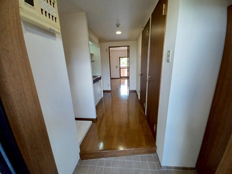 サンクチュアリー亀山の物件内観写真