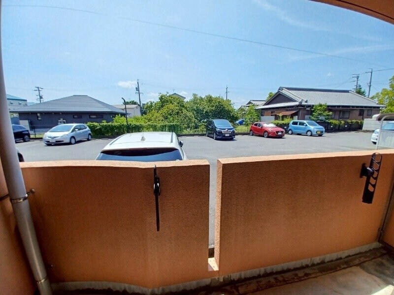 サンクチュアリー亀山の物件内観写真