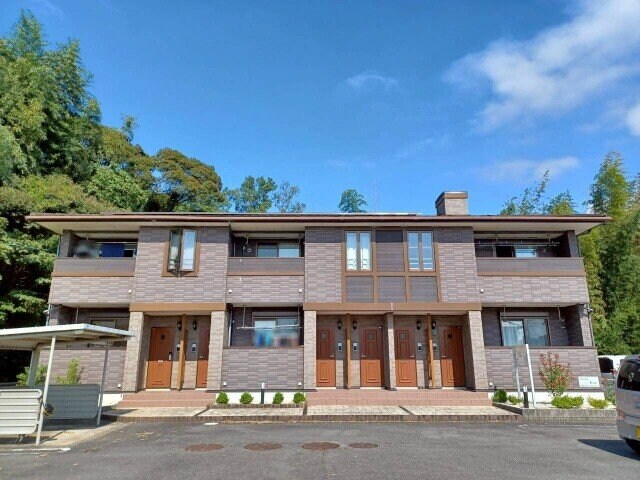 フォレスタ　ロヴィーネ　３の物件外観写真