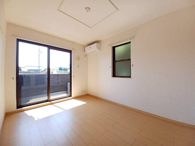 フォレスタ　ロヴィーネ　３の物件内観写真