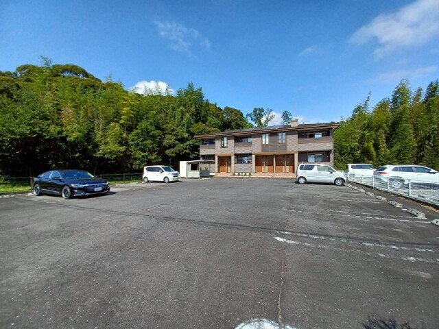 フォレスタ　ロヴィーネ　３の物件外観写真