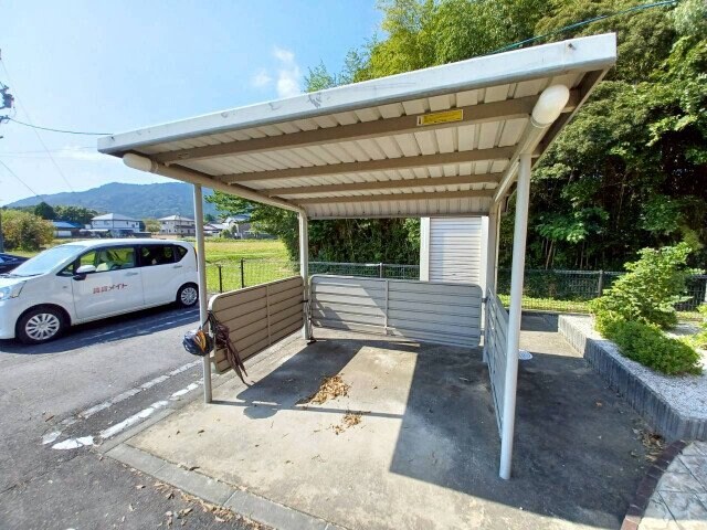 フォレスタ　ロヴィーネ　３の物件外観写真