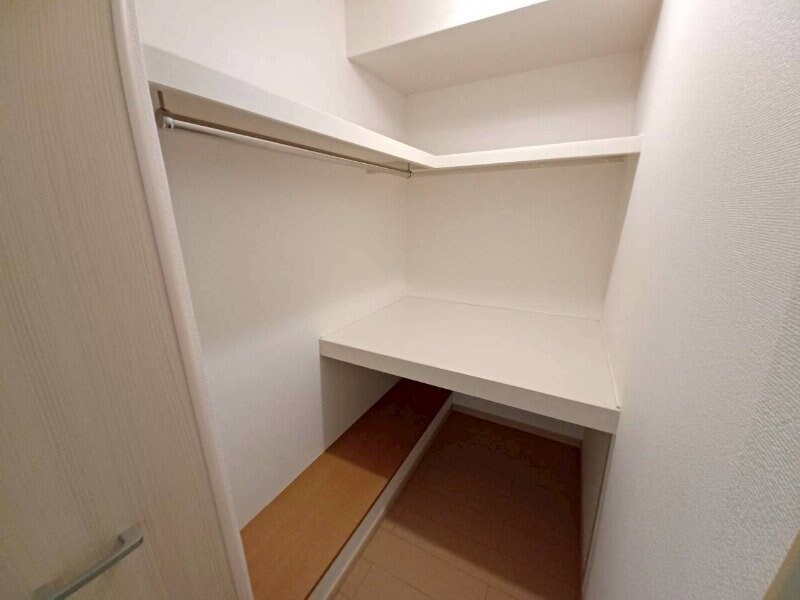 フォレスタ　ロヴィーネ　３の物件内観写真