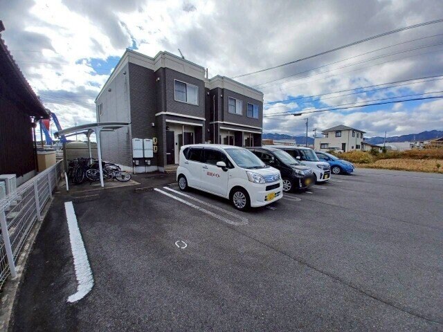 サン・ハピネスⅢの物件外観写真