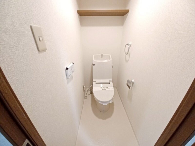 サンクチュアリー亀山の物件内観写真