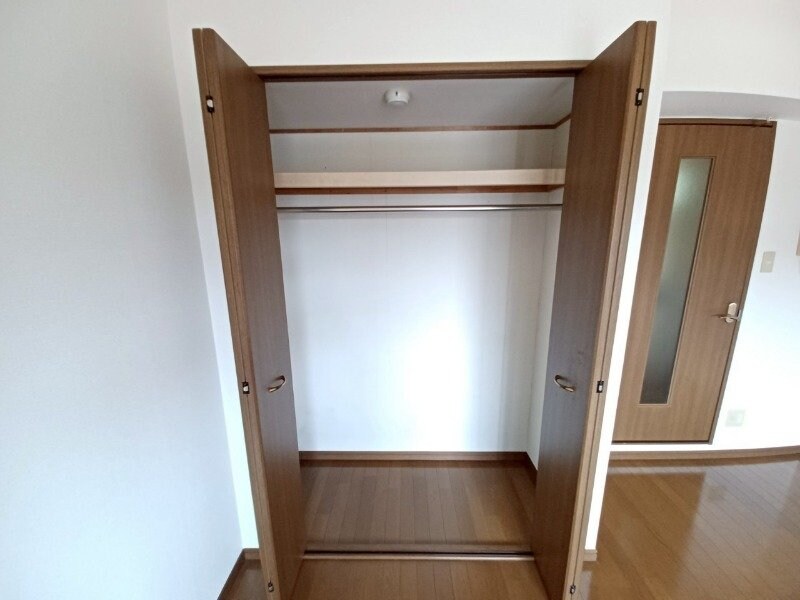 サンクチュアリー亀山の物件内観写真