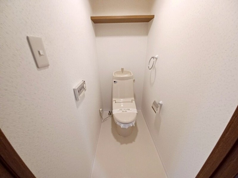 サンクチュアリー亀山の物件内観写真