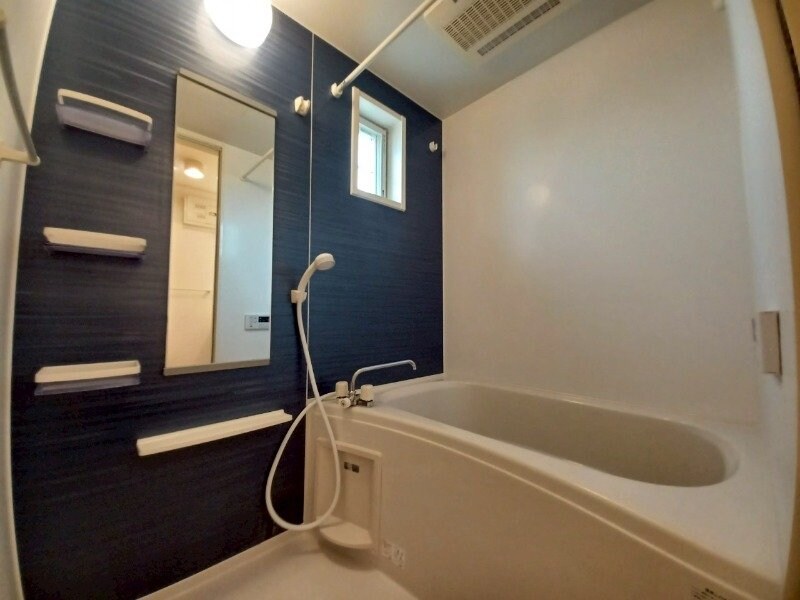 クリスタルコートの物件内観写真