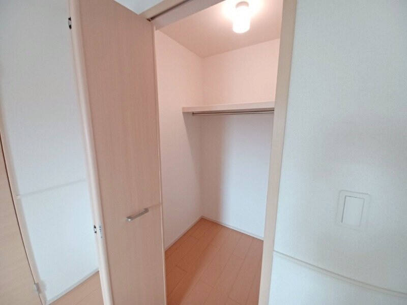 クリスタルコートの物件内観写真