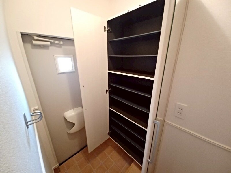 クリスタルコートの物件内観写真