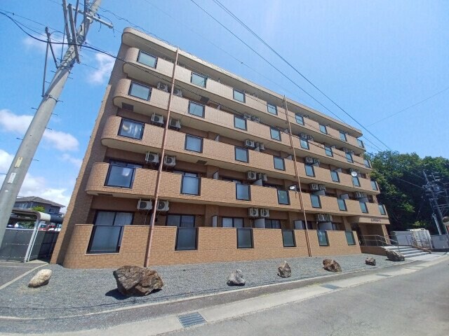 ＧＡＲＮＩＳＨ　Ⅱの物件外観写真