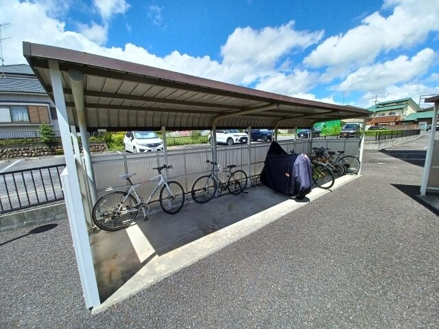 ＧＡＲＮＩＳＨ　Ⅱの物件外観写真