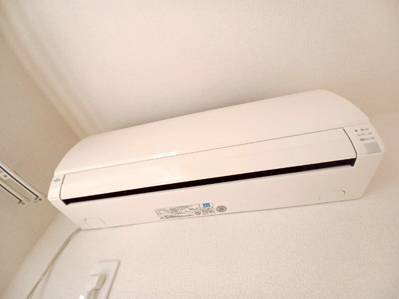 クリスタルコートの物件内観写真