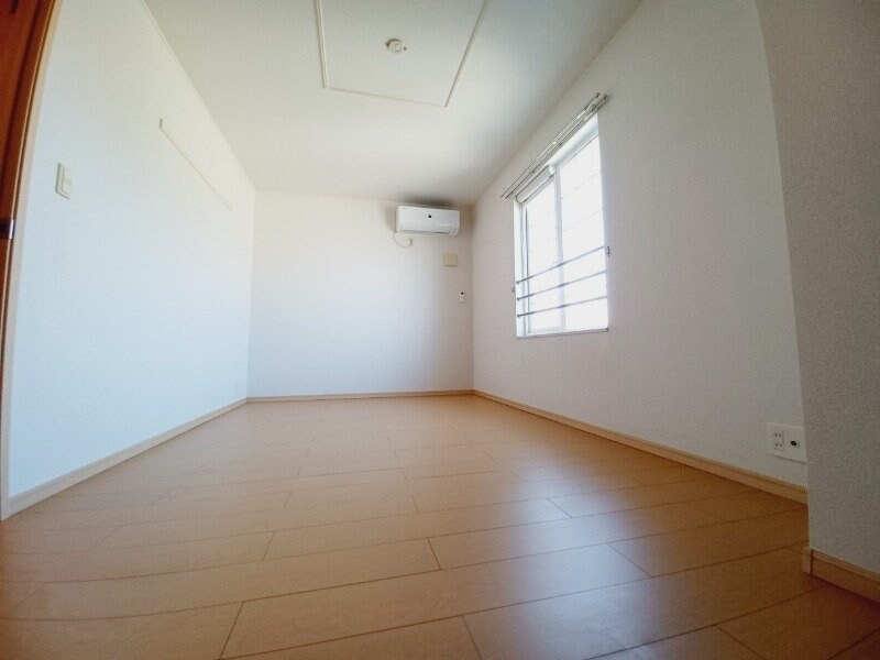 プロヴァンスみなみ山Ｂの物件内観写真