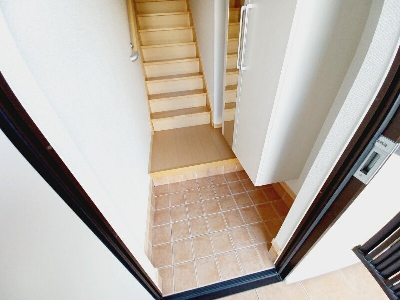 プロヴァンスみなみ山Ｂの物件内観写真