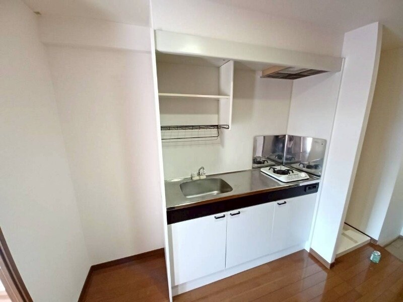 サンクチュアリー亀山の物件内観写真