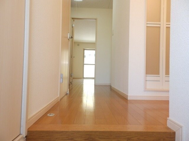 亀山マンションＡ棟の物件内観写真