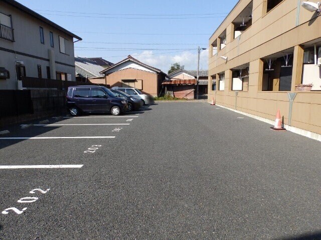 メゾン・ゼラニュームの物件外観写真