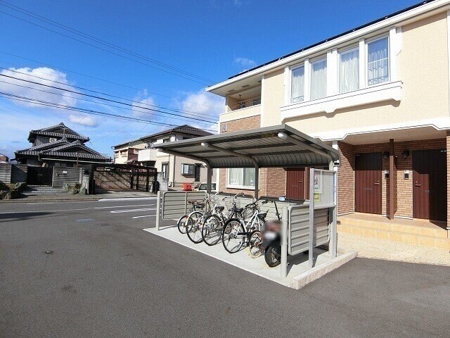 第二東雲　Ａ棟の物件外観写真