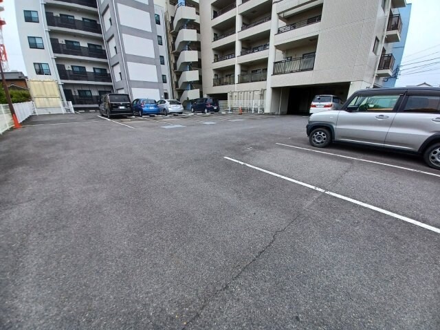 メゾンドゥールⅡの物件外観写真