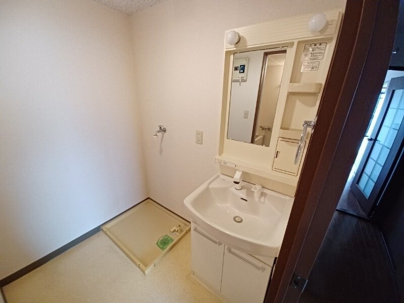 メゾンドゥールⅡの物件内観写真