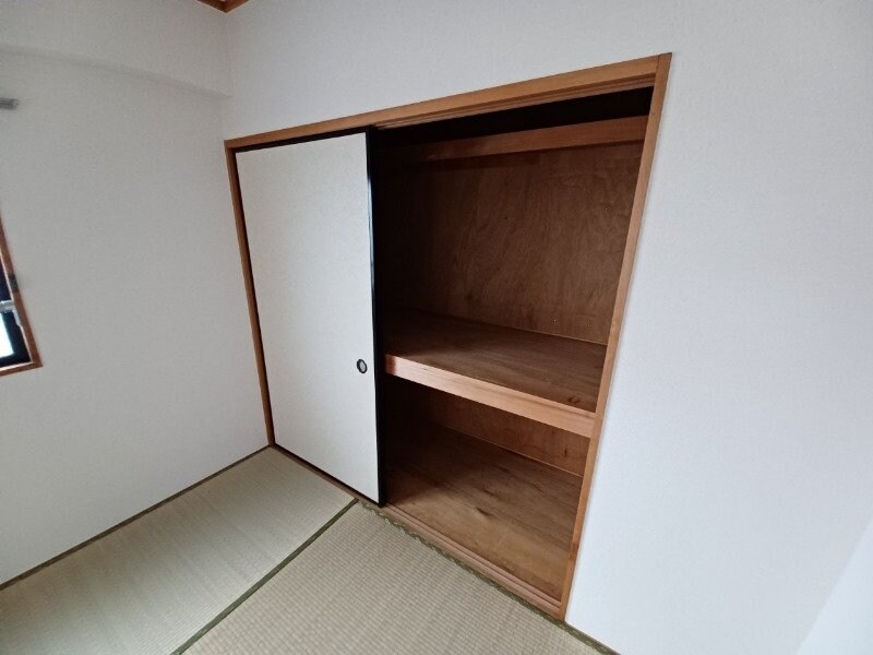 メゾンドゥールⅡの物件内観写真