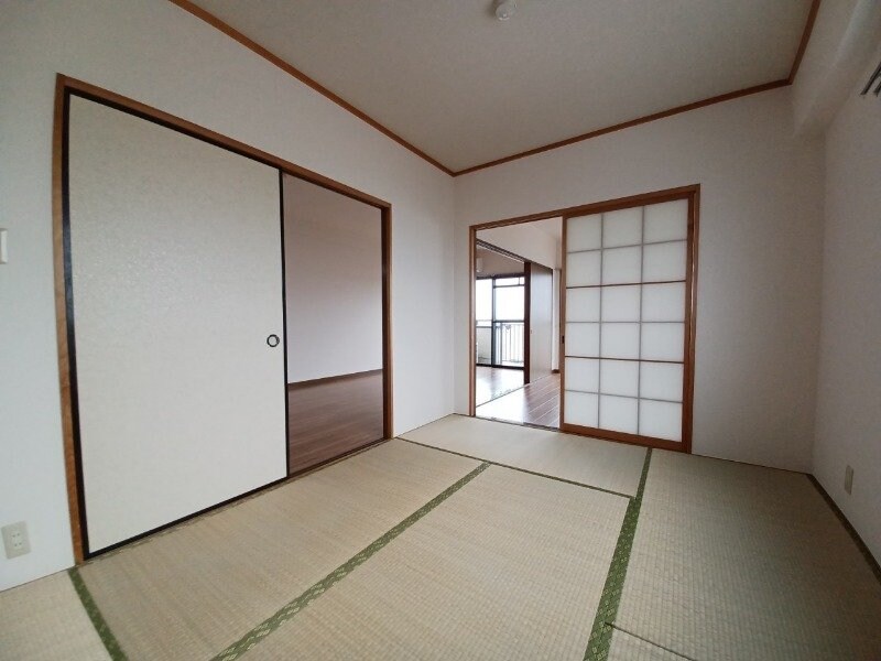 メゾンドゥールⅡの物件内観写真