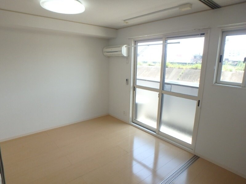 楽園　Ａの物件内観写真